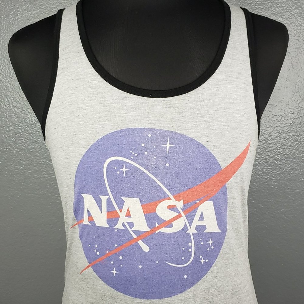 Mighty FIne Gray Large PreOwned A-Shirt-Nasa Logo